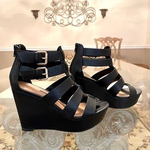 Black strap wedged heel sandals